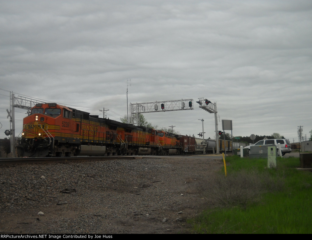 BNSF 5239 West